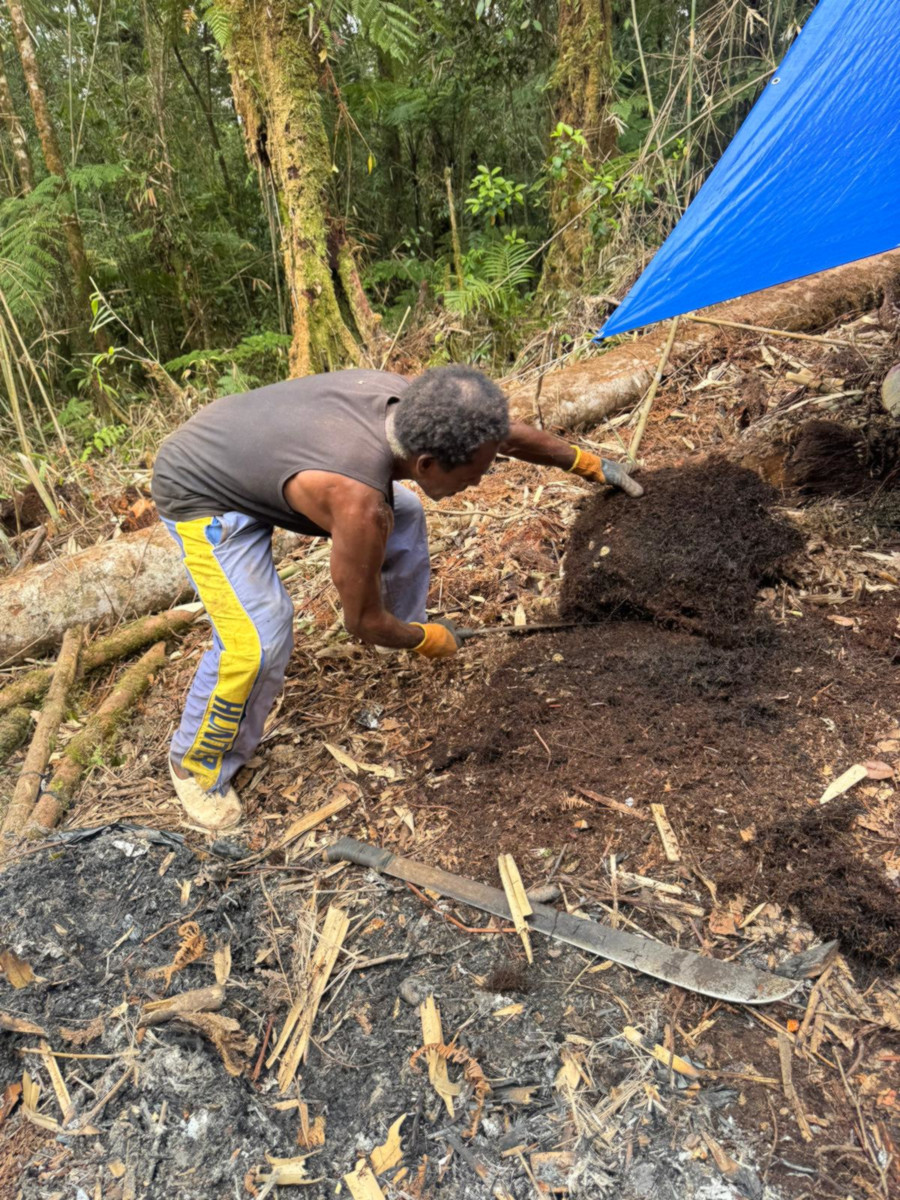 Préparatifs pour une DZ pour une future expédition