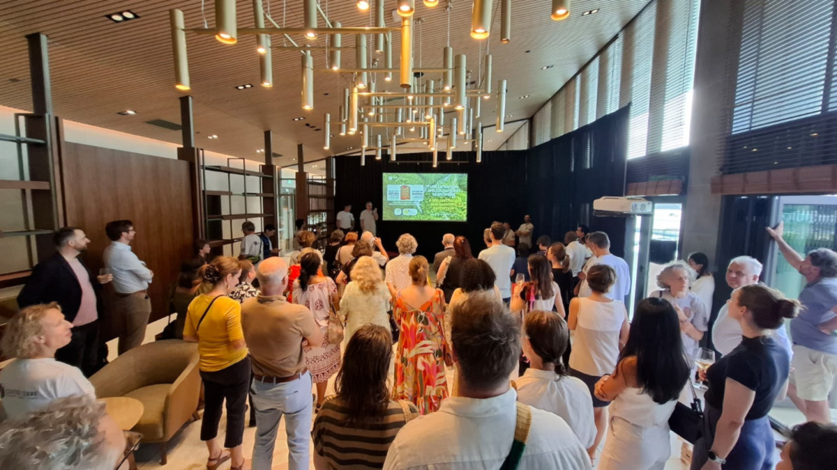 Bernard, Franck et Sophie présentent les premiers résultats de l'expéditions